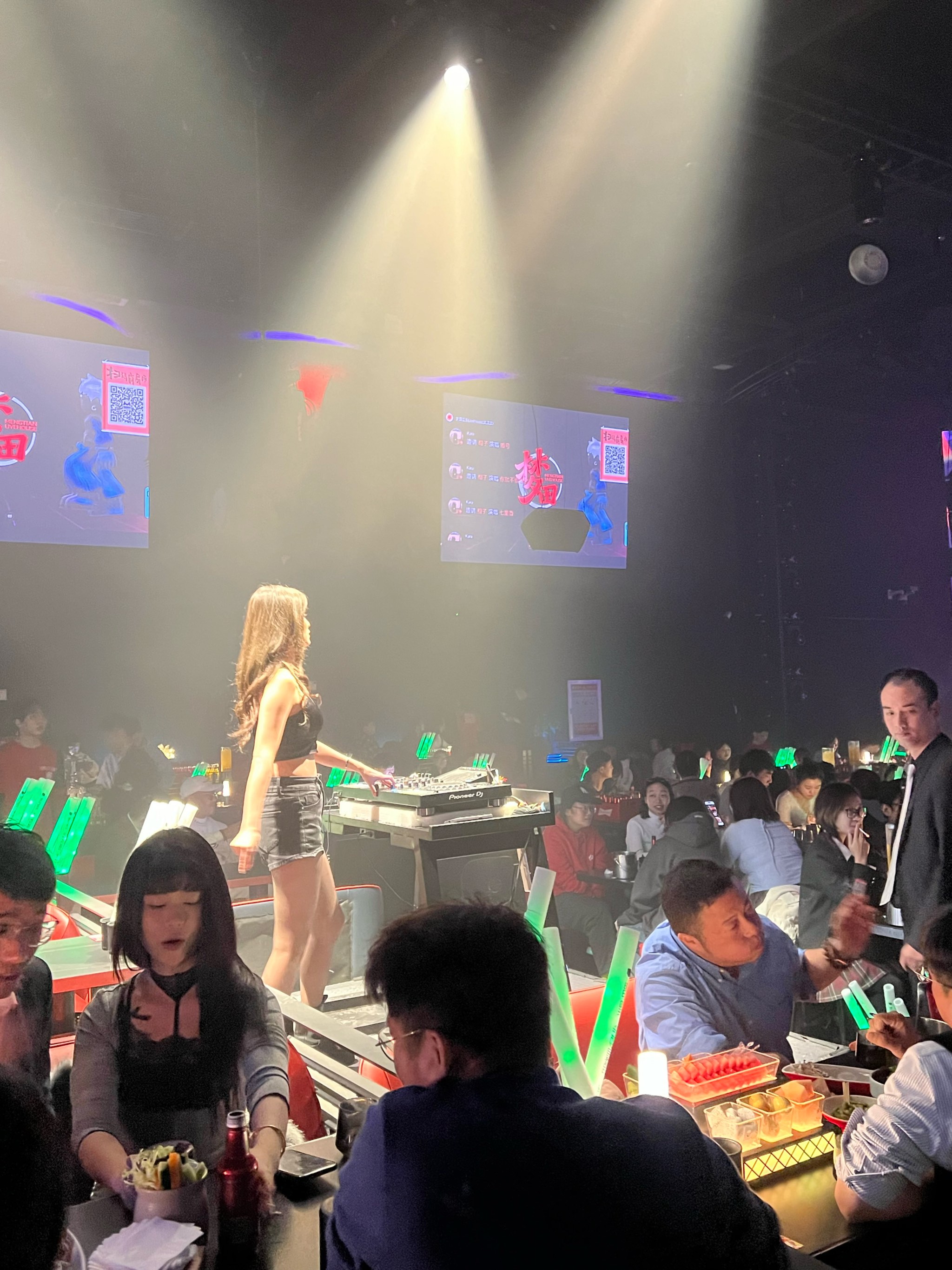 石家庄商务ktv：商务场合放松聚会的好选择-赞皇县ktv预订